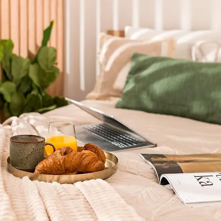 דירה Retreat In Praga For 2-4 Guests, Only 15 Min To Centre ורשה