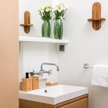 Apartamento Retreat In Praga For 2-4 Guests, Only 15 Min To Centre